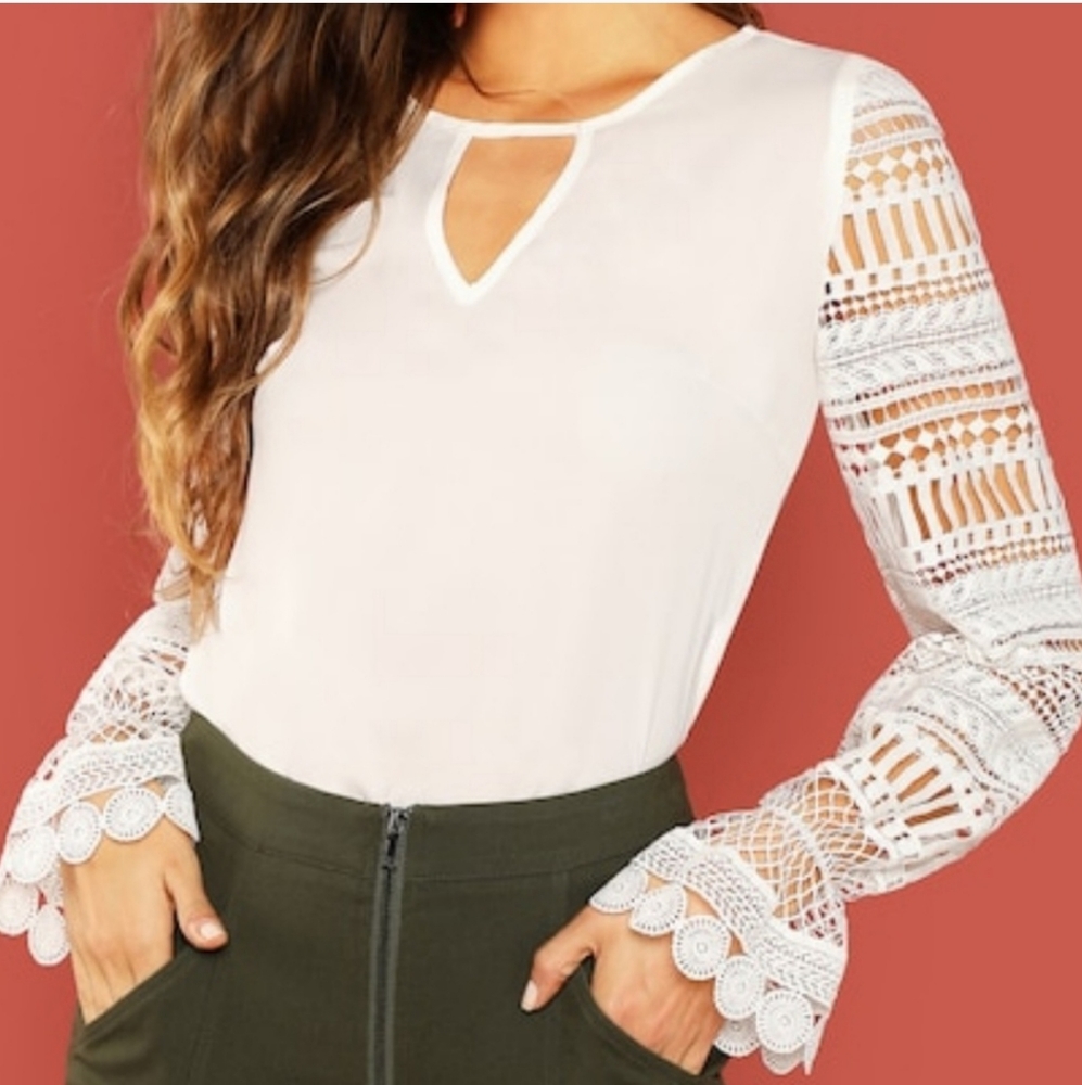 Laced sleeve blouse